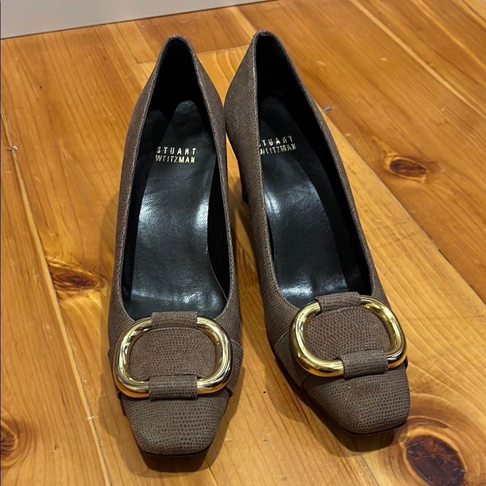 Stuart Weitzman Brown Textured Leather Pumps with Gold Buckle